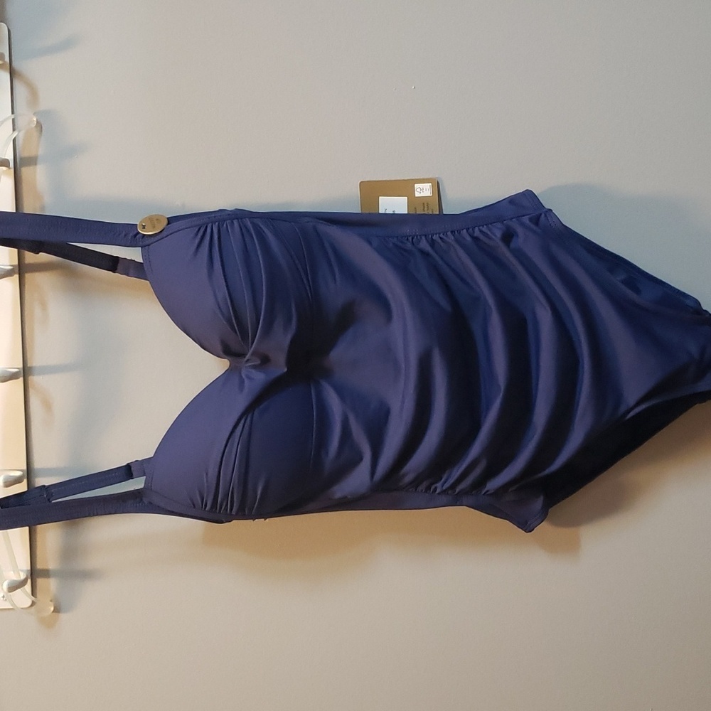 Women’s Navy Blue One-Piece Swimsuit with Supportive Cups